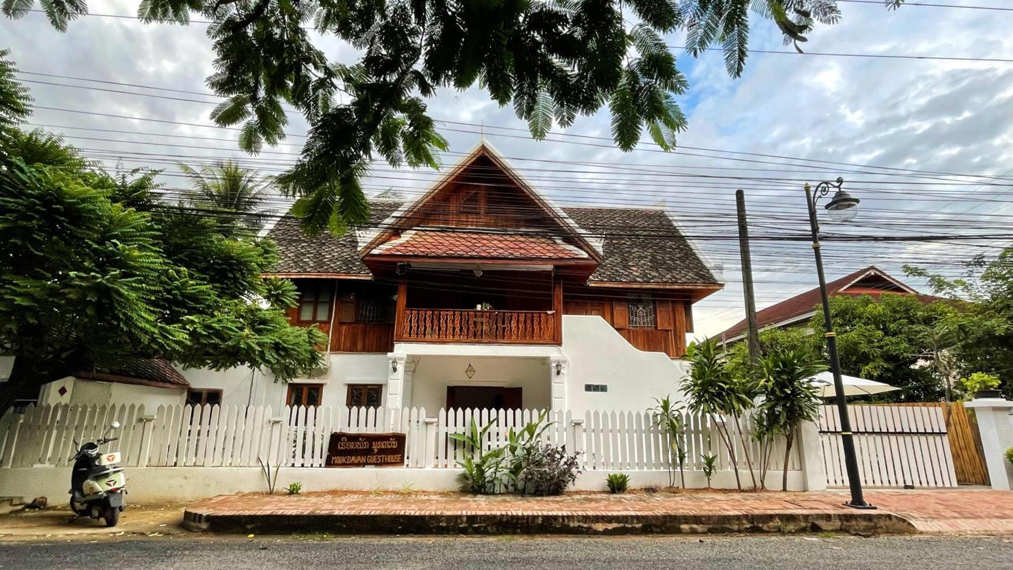 Moukdavan Guesthouse Luang Prabang Esterno foto